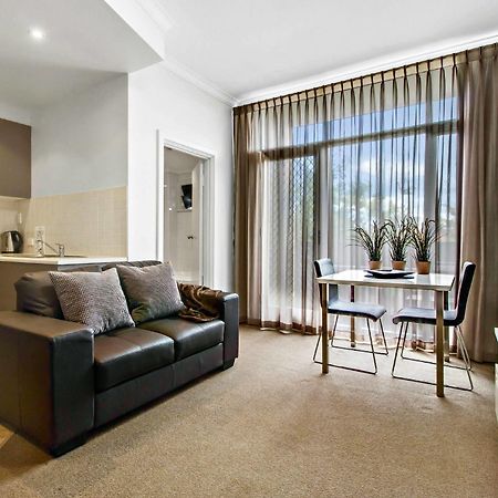 Adelaide Dress Circle Apartments - Ward Street 외부 사진