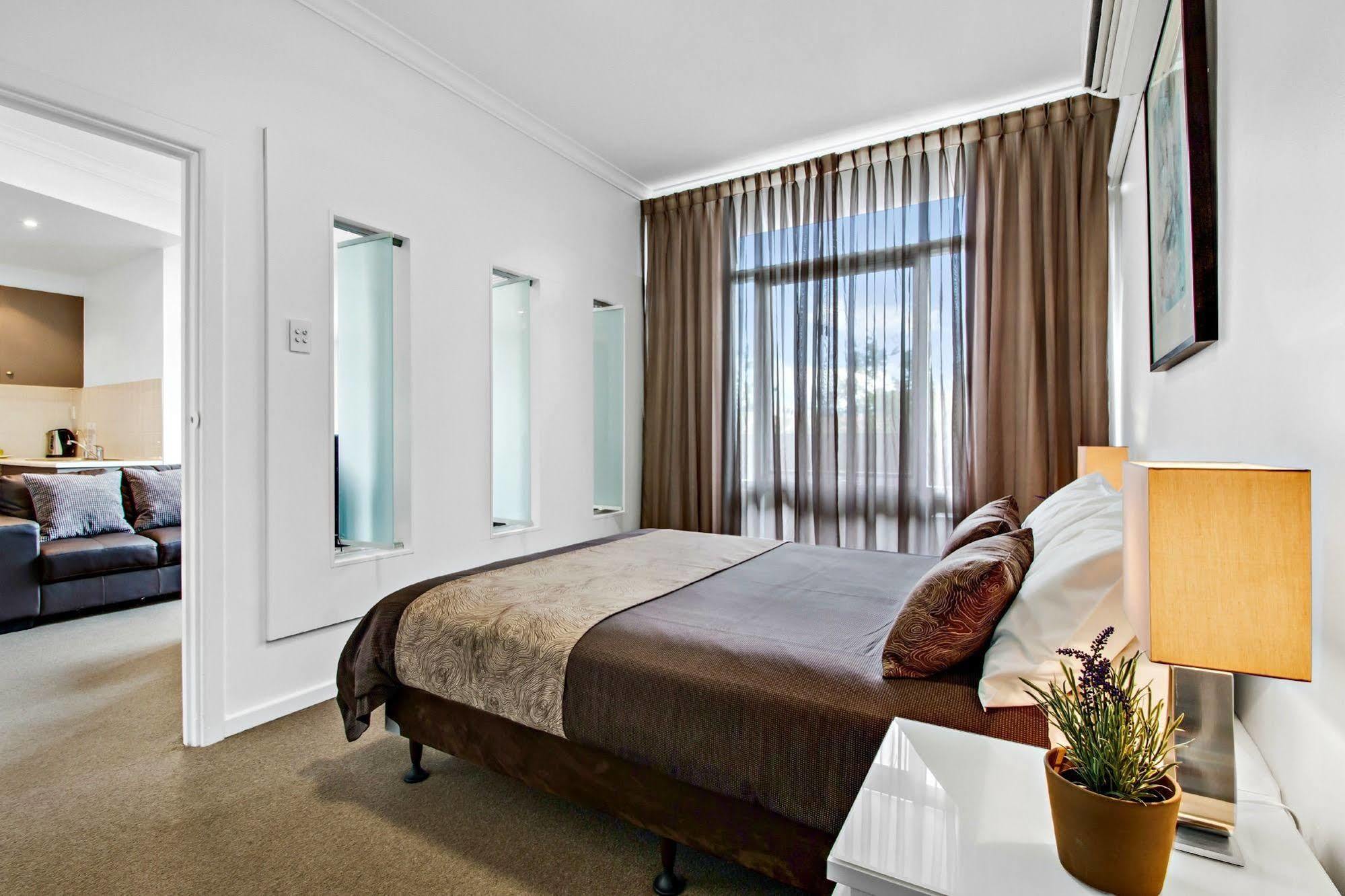 Adelaide Dress Circle Apartments - Ward Street 외부 사진